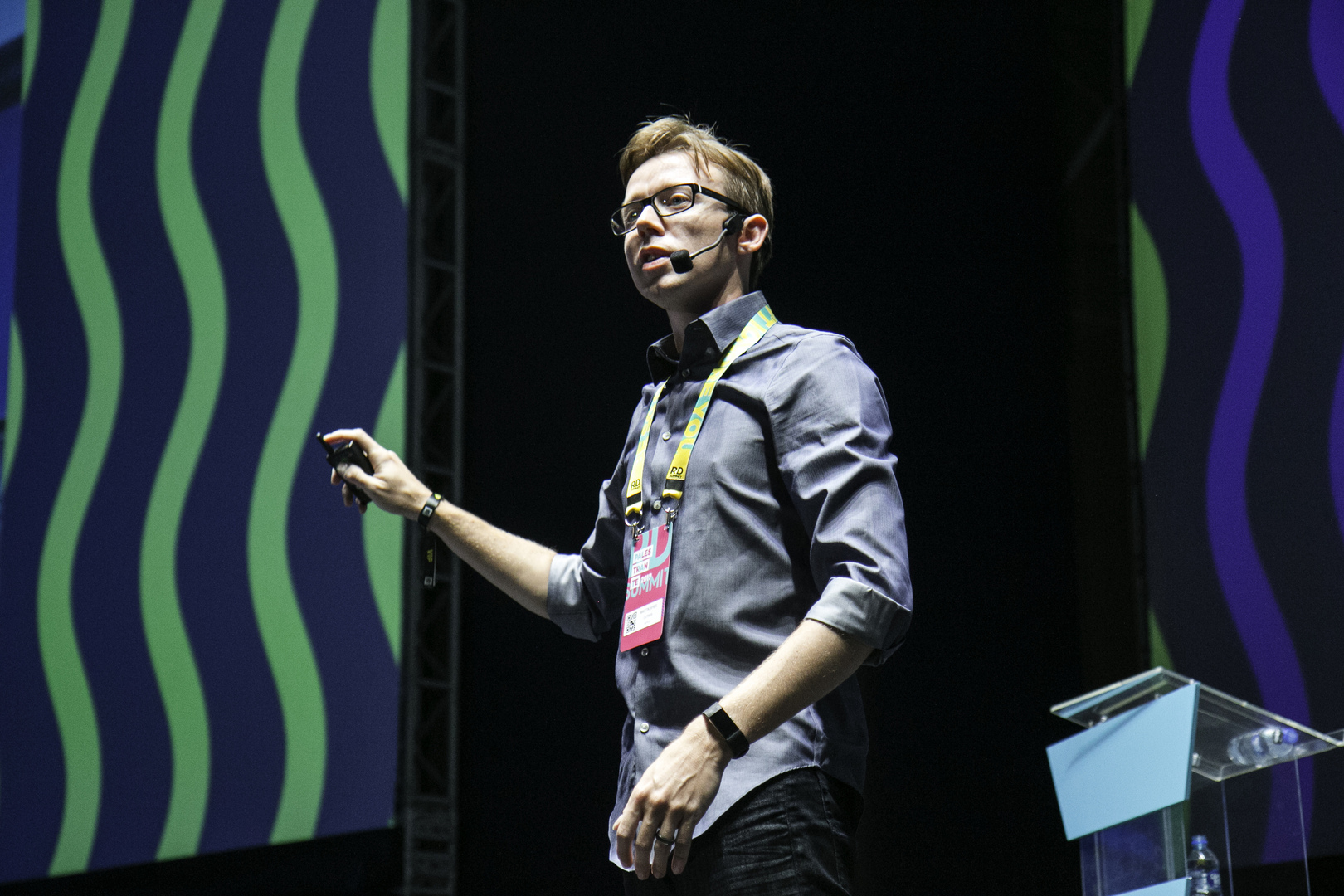 Martin Spier speaking at a conference